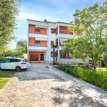 Apartments Adria Rovinj Buitenkant foto