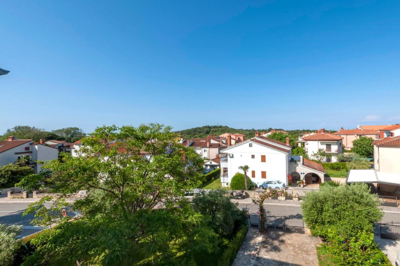 Apartments Adria Rovinj Buitenkant foto